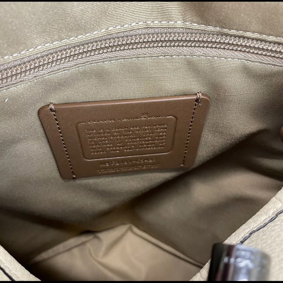 Coach X Jean-Michel Basquiat MEN'S Track Backpack Leather Ivory Multi NWT - Picture 7 of 9